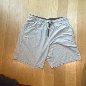 Men’s old navy grey large shorts